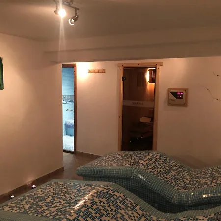 圣阿纳斯塔西娅公寓