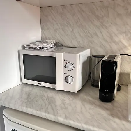 St. Anastasia アパート バンスコ